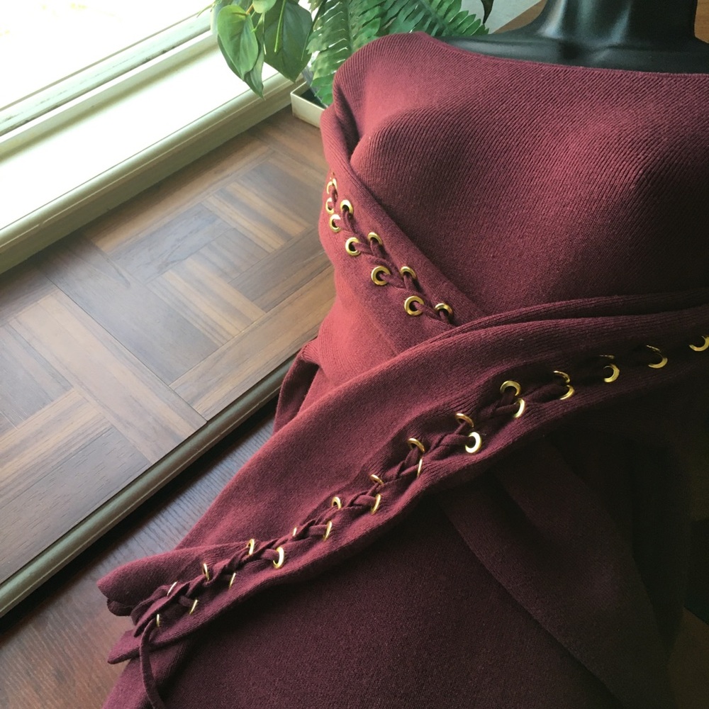 Gorgeous burgundy wine colored long sleeve